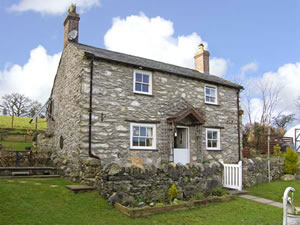 Self catering breaks at Pen-y-Fron in Llanrwst, Conwy