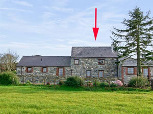 Self catering breaks at Daffodil Cottage in Caeathro, Gwynedd