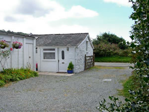 Self catering breaks at The Cottage Studio in Harlech, Gwynedd