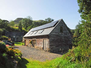 Self catering breaks at The Barn in Builth Wells, Powys