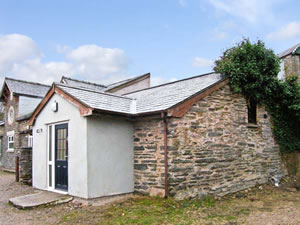 Self catering breaks at Hendre Aled Cottage 1 in Llansannan, Conwy