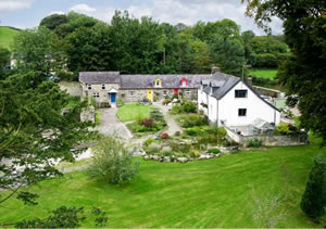 Self catering breaks at The Coach House in Llandysul, Ceredigion