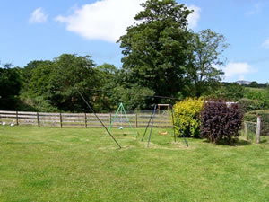 Self catering breaks at Stable 1 in Llanbedrog, Gwynedd