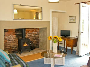 Self catering breaks at Corbett Cottage in Berwick-Upon-Tweed, Northumberland