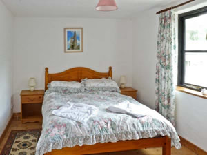 Self catering breaks at Beech Cottage in Goonhavern, Cornwall