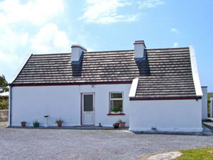 Self catering breaks at Carna Cottage in Carna, County Galway