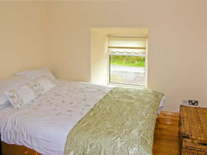 Self catering breaks at Derriana Cottage in Waterville, County Kerry