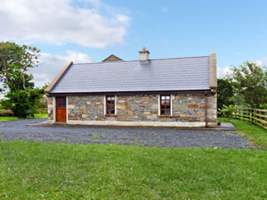 Self catering breaks at Creevy Cottage in Cliffoney, County Sligo