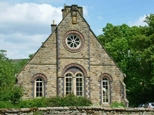 Self catering breaks at 1 The Old Methodist Chapel in Rosedale Abbey, North Yorkshire