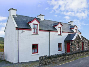 Self catering breaks at The Old House in Cahersiveen, County Kerry
