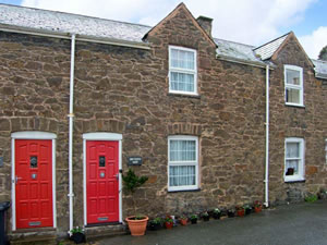 Self catering breaks at Bwthyn Haf in Conwy, Conwy
