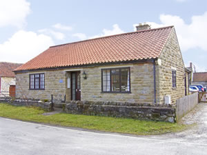 Self catering breaks at The Bungalow in Thornton-Le-Moor, North Yorkshire