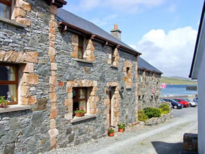 Self catering breaks at King Cottage in Cleggan, County Galway