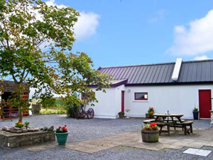 Self catering breaks at The Studio in Balla, County Mayo