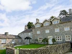 Self catering breaks at Meathop Hall in Meathop, Cumbria