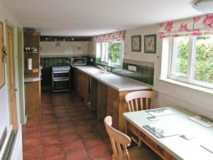 Self catering breaks at The Poplars in Hogsthorpe, Lincolnshire