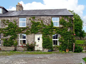 Self catering breaks at Pant Glas Cottage in Carmarthen, Carmarthenshire