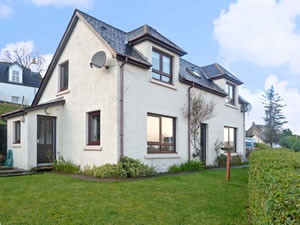 Self catering breaks at Pool House in Poolewe, Ross-shire
