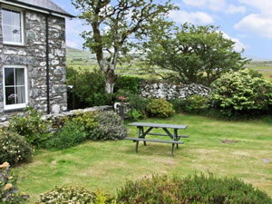 Self catering breaks at Caerffynnon in Dyffryn Ardudwy, Gwynedd