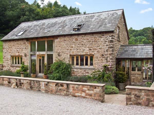Self catering breaks at The Lodge Farm Barn in Deepdean, Herefordshire