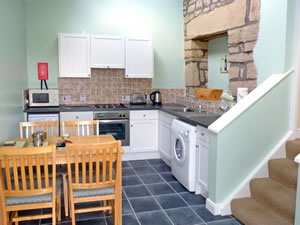 Self catering breaks at Swallow Cottage in High Bentham, North Yorkshire