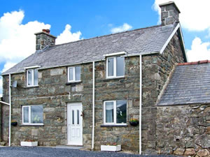 Self catering breaks at Bryn Re in Trawsfynydd, Gwynedd