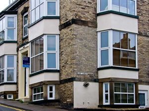 Self catering breaks at Apartment 6 in Whitby, North Yorkshire