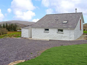 Self catering breaks at Y Bwthyn in Llanberis, Gwynedd